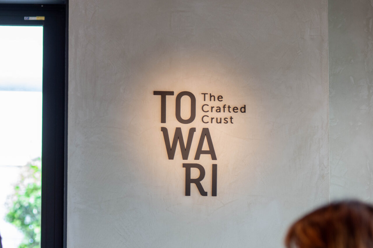 TOWARI The Crafted Crust