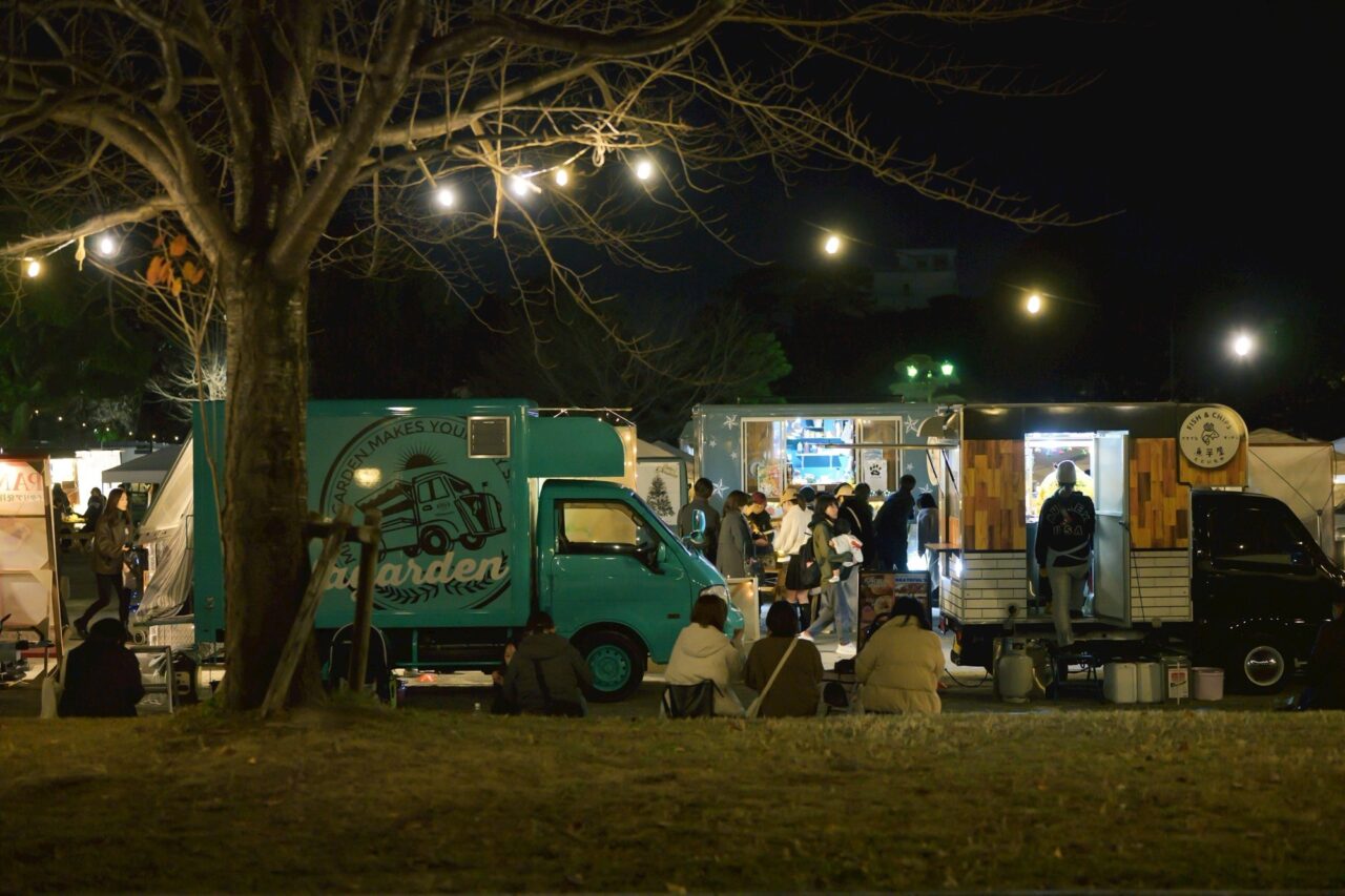 ランタン夜市とWONDERFUL AFTER HOLIDAY