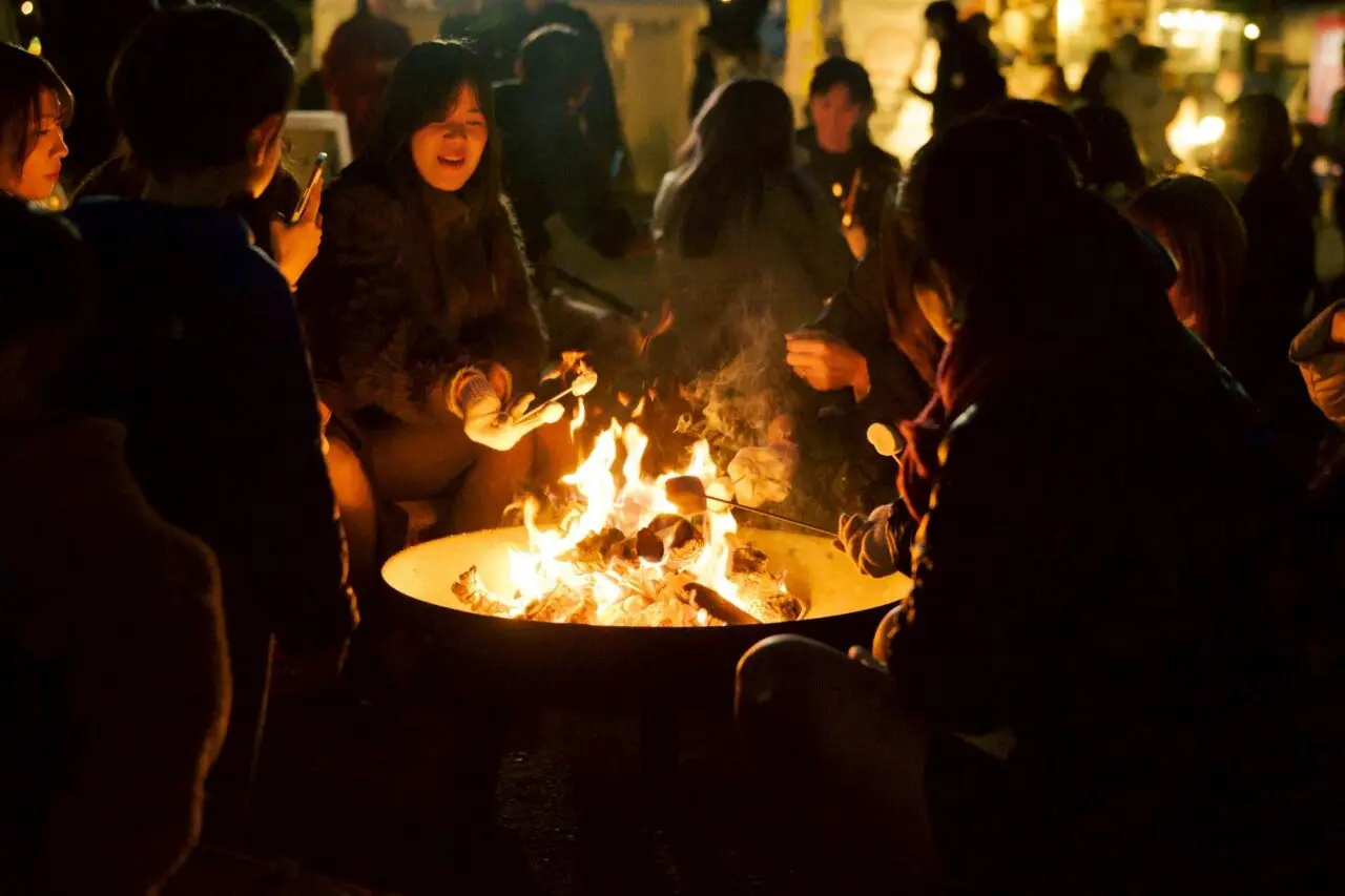 ランタン夜市とWONDERFUL AFTER HOLIDAY