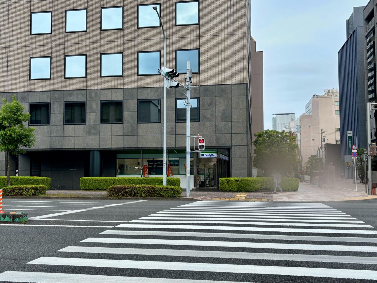 ファミリーマート 静岡呉服町スクエア店